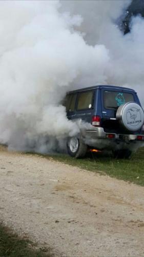 Feu de voiture Mt-Crosin 2015