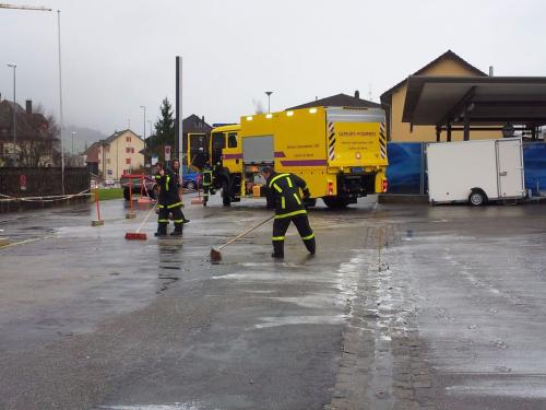 Hydrocarbure place de la Gare Courtelary